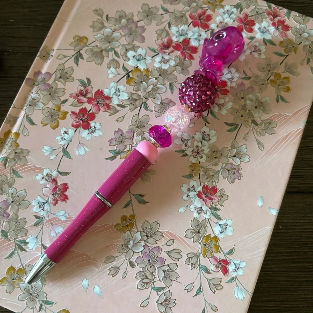 Disney Doorables: Star Wars: Mace Windu pink handmade beaded pen